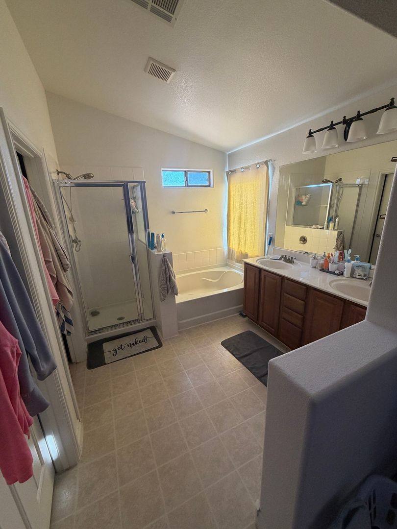 House for rent at 4740 Trailhead Mesa St, Las Vegas, NV 89129