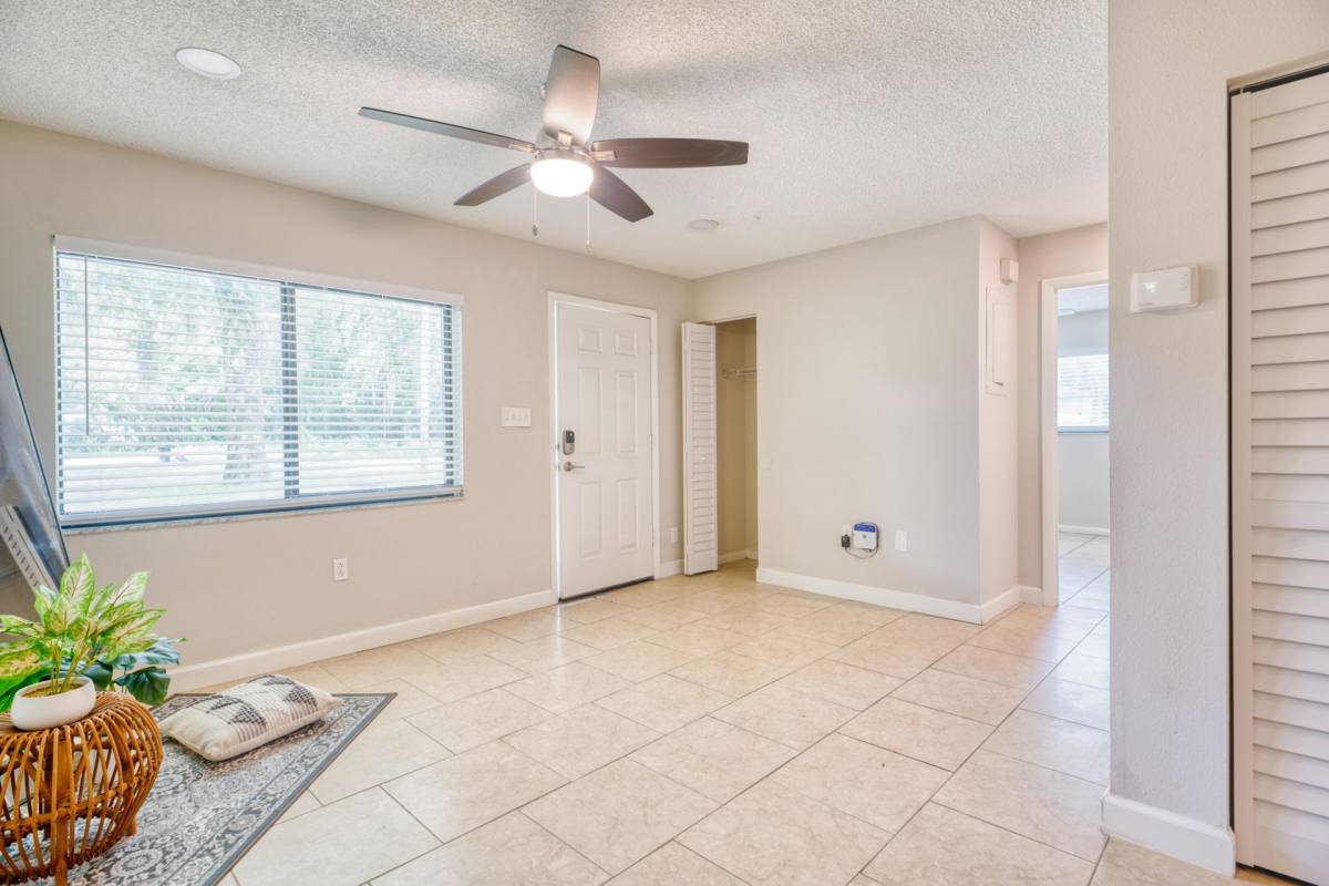 Apartment for rent at 1971 NW 43rd St, Ocala, FL 34475