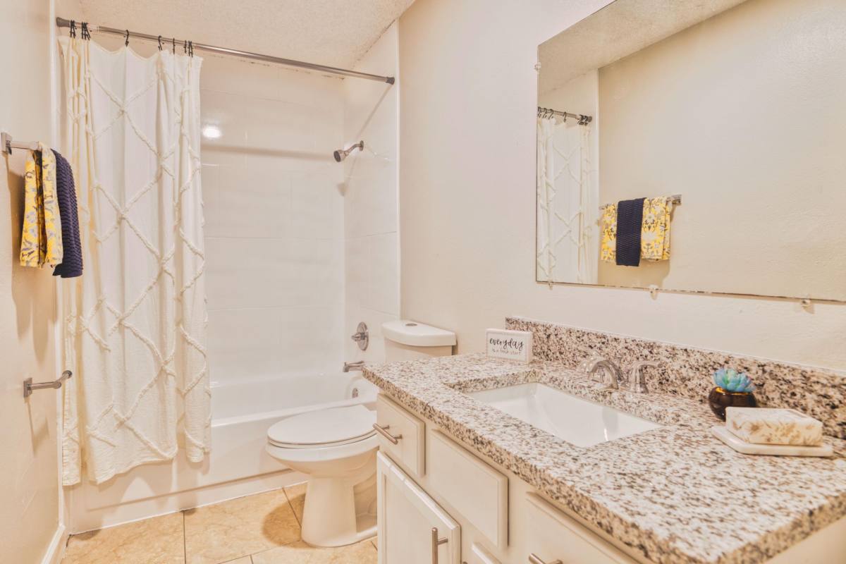Apartment for rent at 1971 NW 43rd St, Ocala, FL 34475