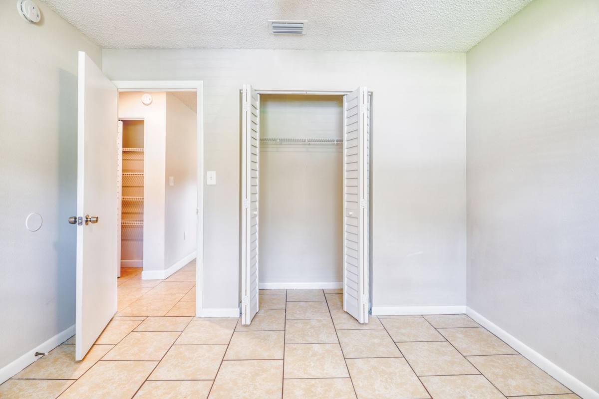 Apartment for rent at 1971 NW 43rd St, Ocala, FL 34475
