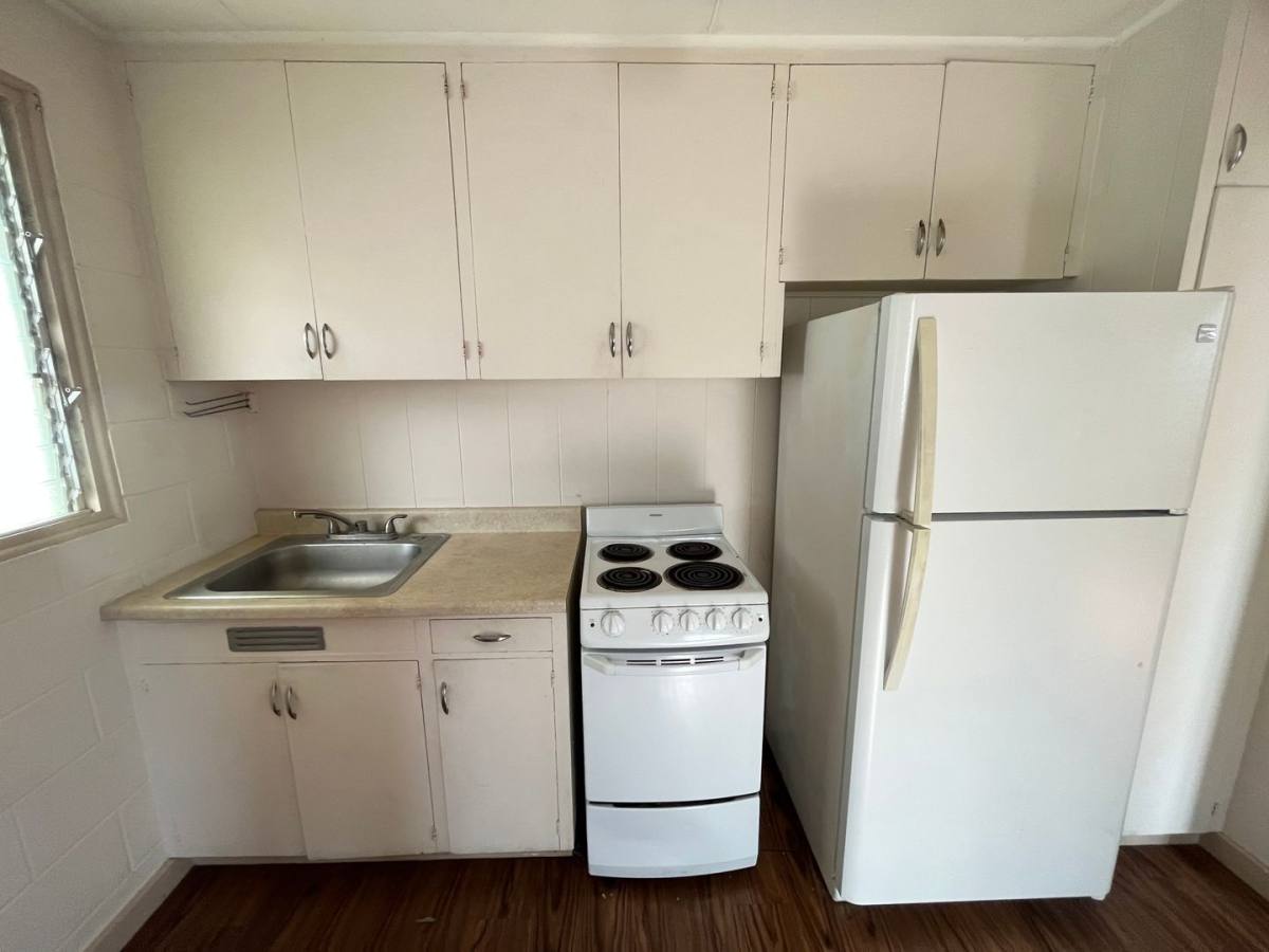 Apartment for rent at 2115 Algaroba St, Honolulu, HI 96826
