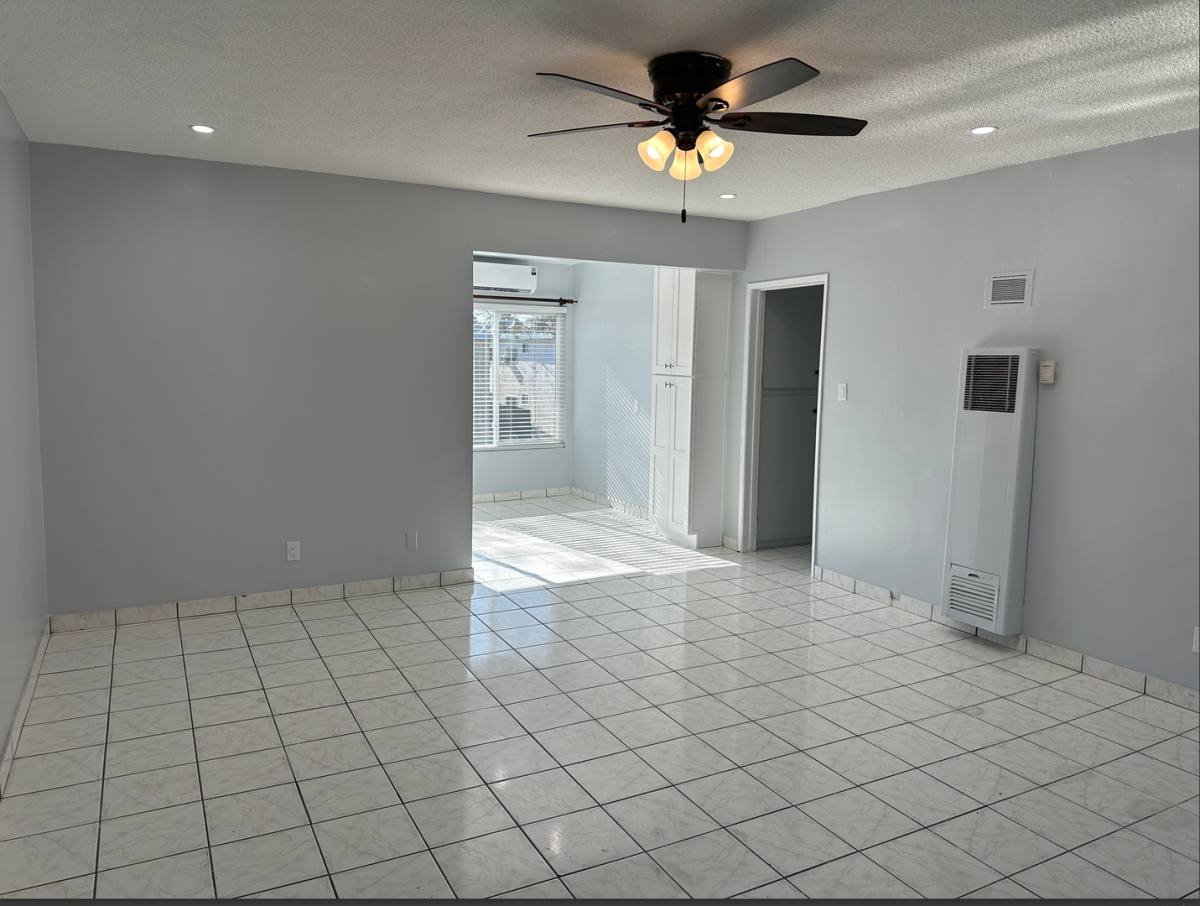 Apartment for rent at 825-829 S Townsend St, Santa Ana, CA 92704