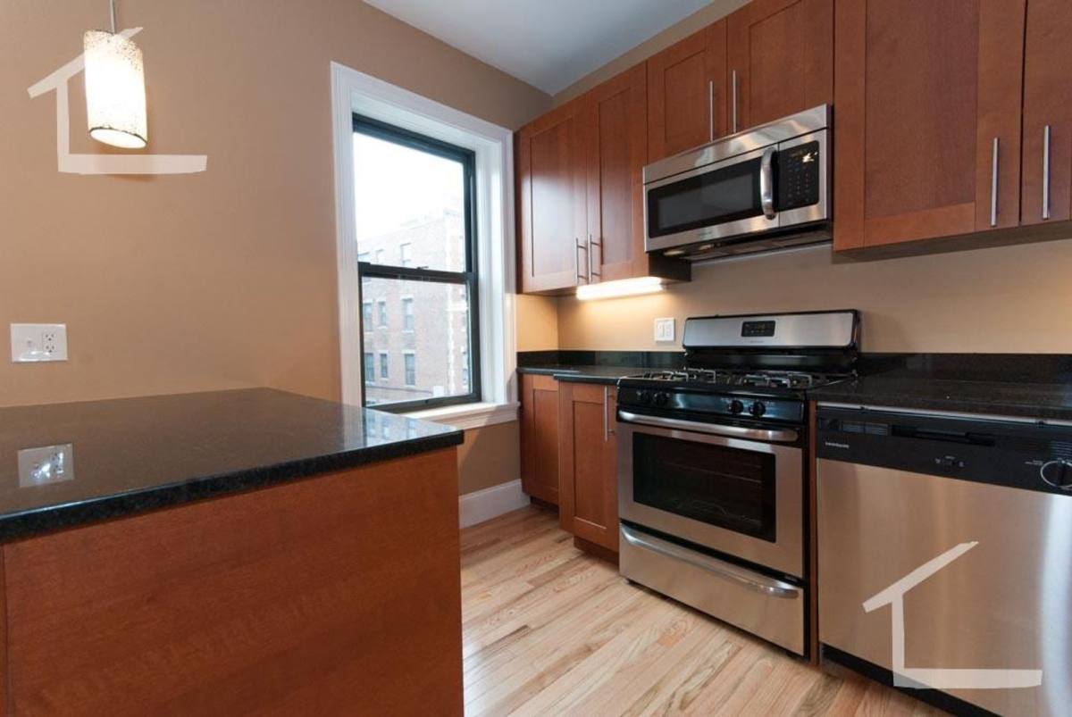 Apartment for rent at 6 Lothian Rd #2B, Brighton, MA 02135