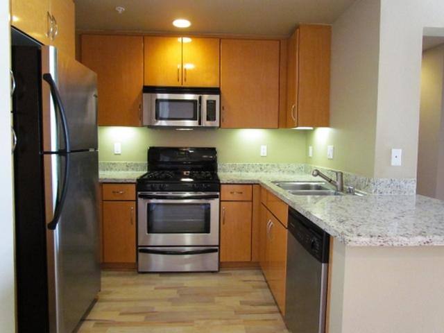 Apartment for rent at 22 W Green St, Pasadena, CA 91105