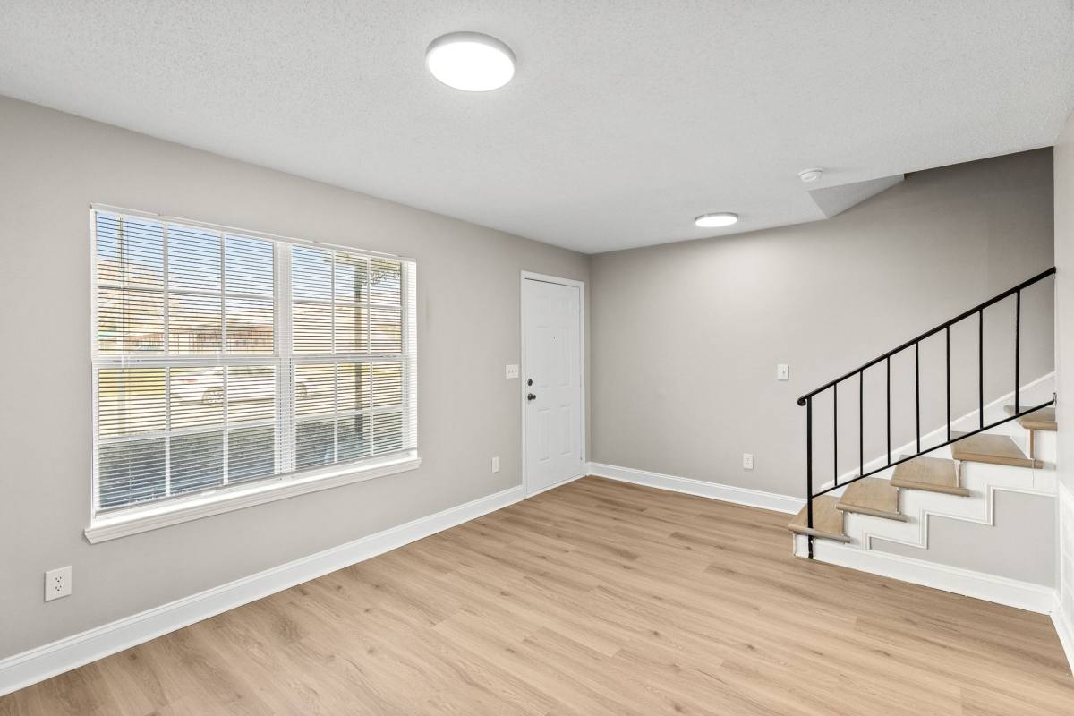 Apartment for rent at 1300 Cloverdale Rd, Selma, AL 36703