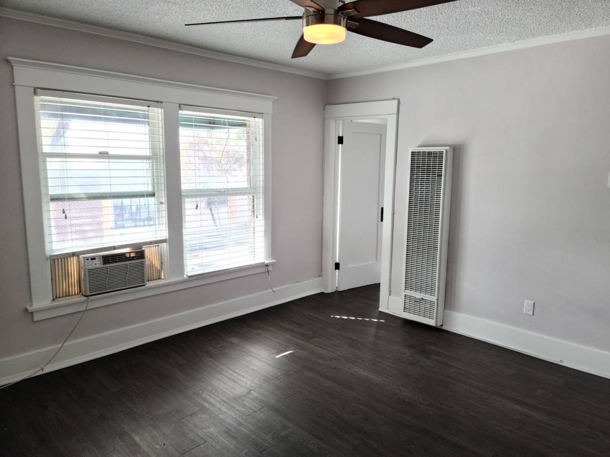 Apartment for rent at 3720 San Fernando Rd, Glendale, CA 91204