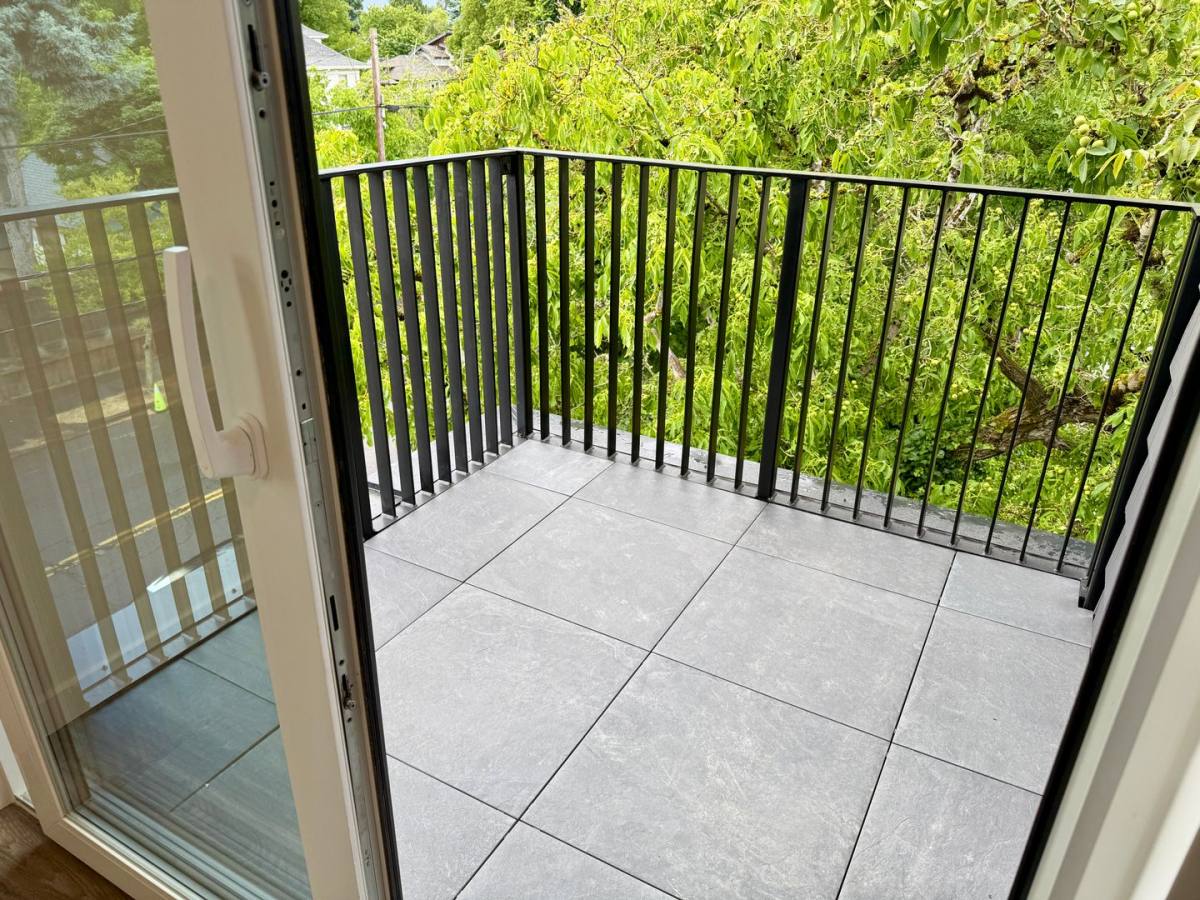Apartment for rent at 2380 N Killingsworth St, Portland, OR 97217