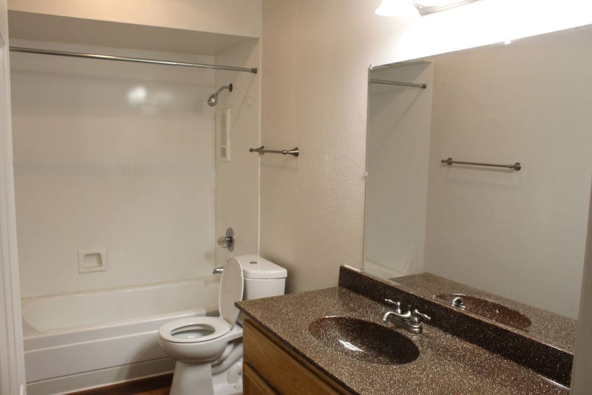 Apartment for rent at 1700 Indian Plaza Dr, Albuquerque, NM 87106