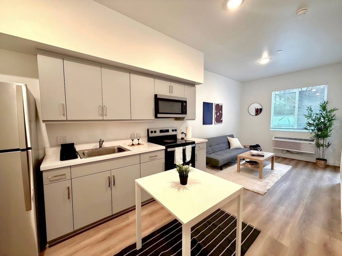 Apartment for rent at 1635 E 117th St, Los Angeles, CA 90059
