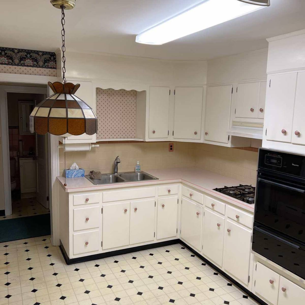 Townhouse for rent at 739 S Harrison St #1, Wilmington, DE 19805