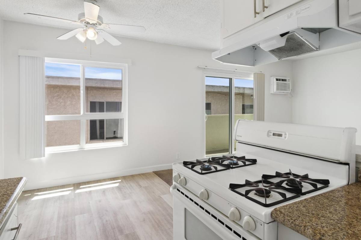 Apartment for rent at 3833 Prospect Ave #1, Culver City, CA 90232