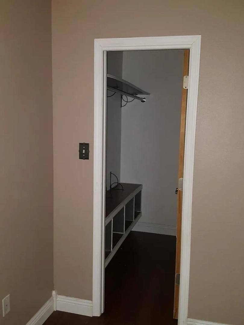 Apartment for rent at Signal Hill, 8616 Simi Lane NE, Albuquerque, NM 87113