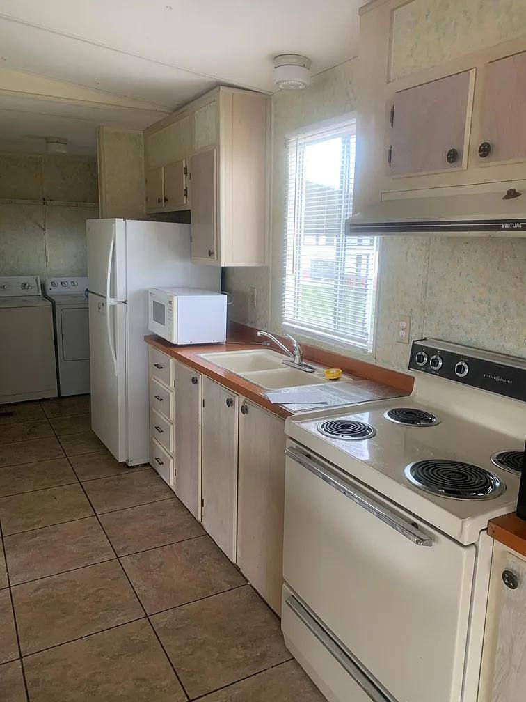 House for rent at Fox Wood Lake Estates, 4982 Foxwood Lake Dr, Lakeland, FL 33810