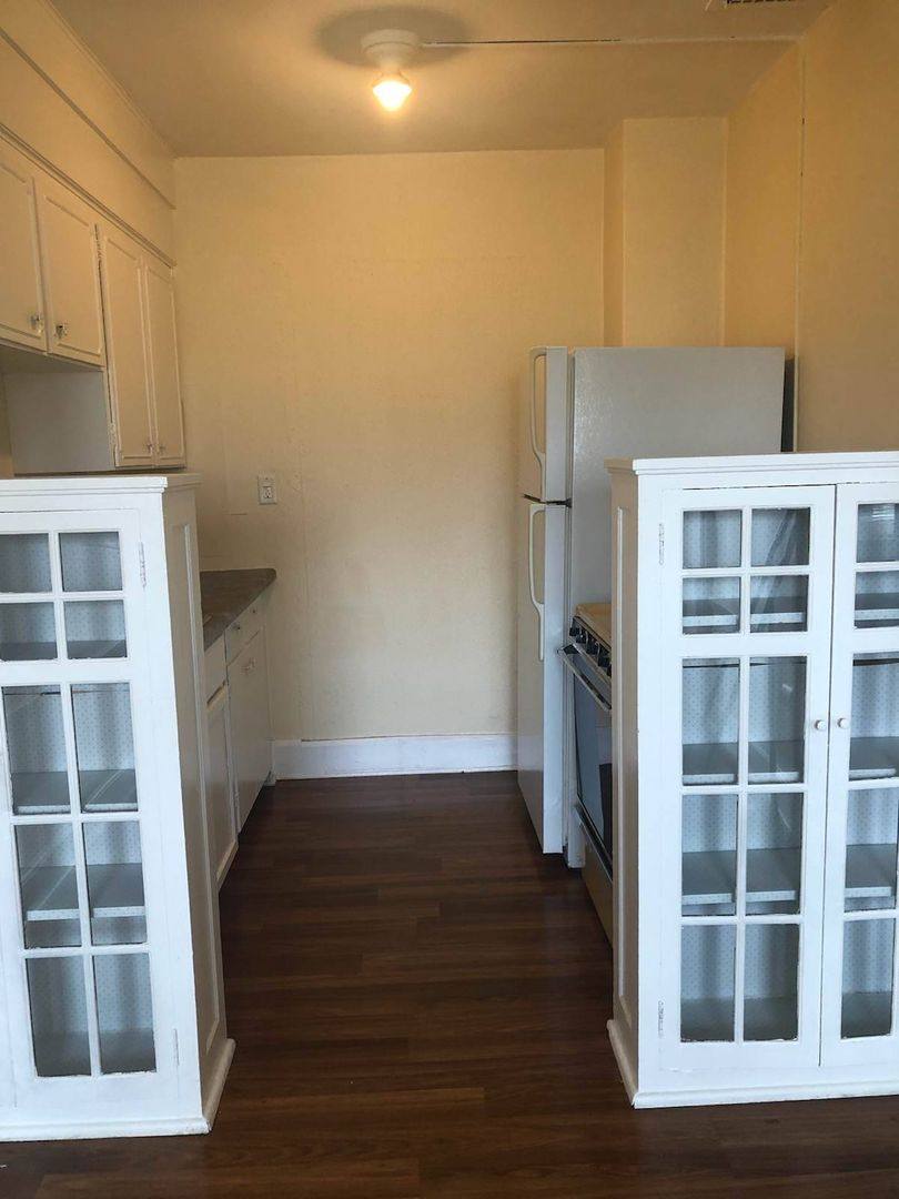 Apartment for rent at 529 N Main St, Rockford, IL 61103