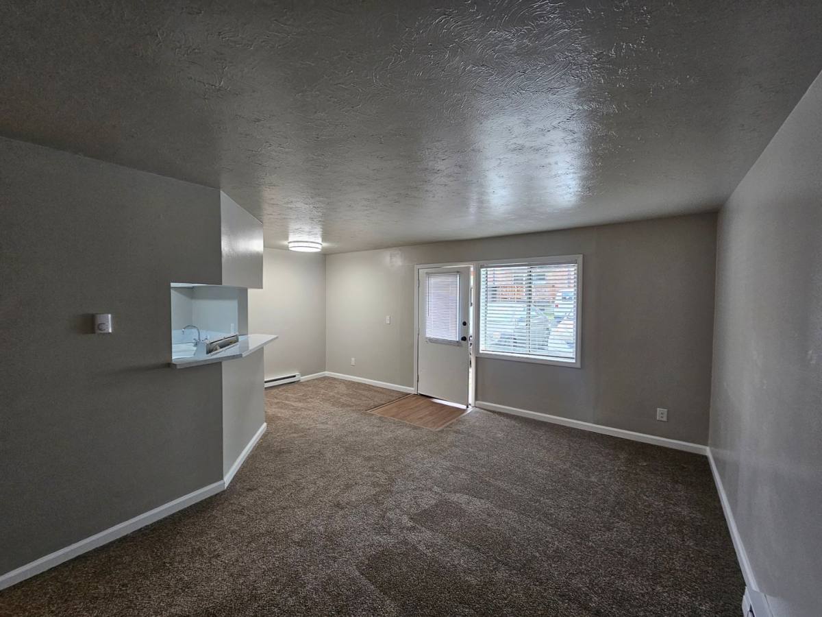 Apartment for rent at 306-310 N 11th St, Cheney, WA 99004