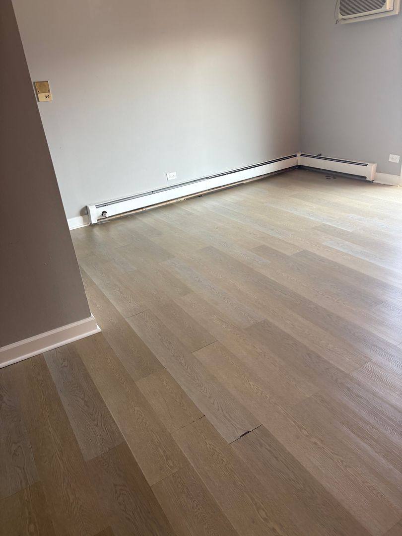Apartment for rent at 4209-4225 W 115th St, Alsip, IL 60803