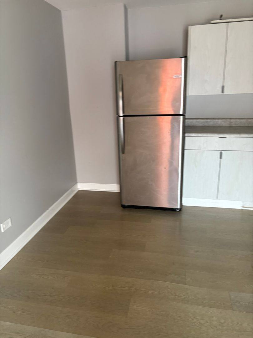 Apartment for rent at 4209-4225 W 115th St, Alsip, IL 60803