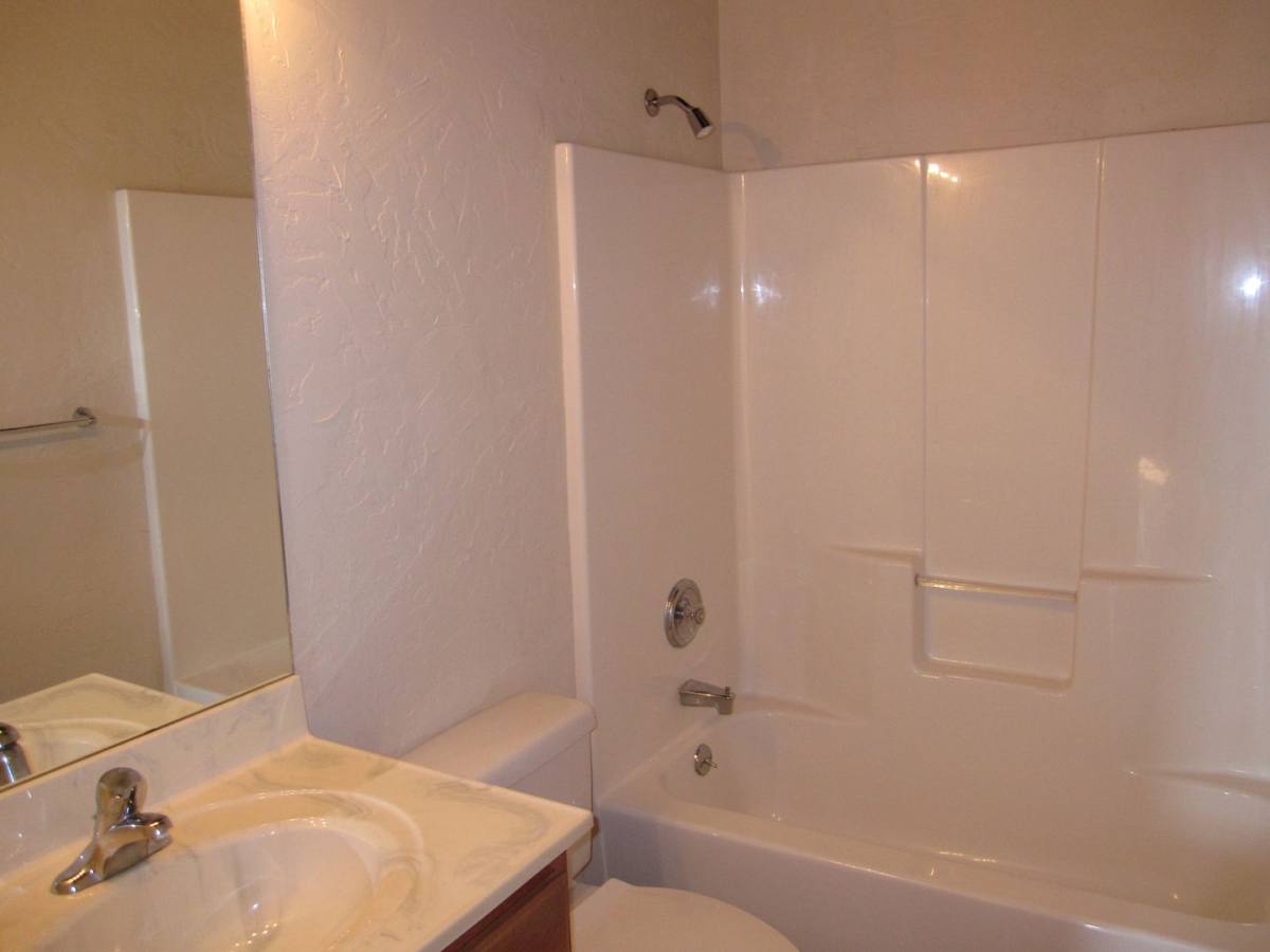 Apartment for rent at 505 N Jefferson Ave, Springfield, MO 65806