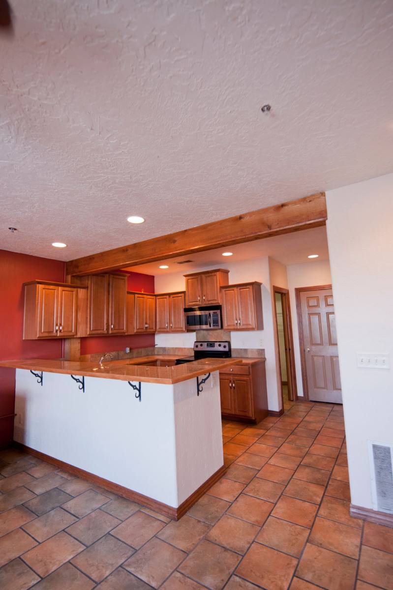 Apartment for rent at 520 W Olive St, Springfield, MO 65806