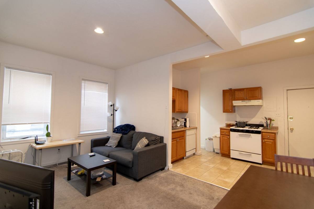 Apartment for rent at 38 Brighton Ave #4, Allston, MA 02134