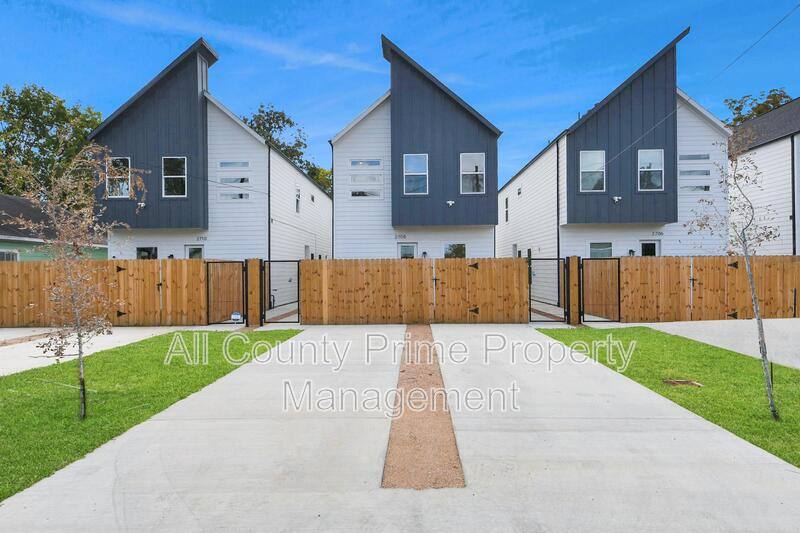 House for rent at 2708 Bostic St, Houston, TX 77093