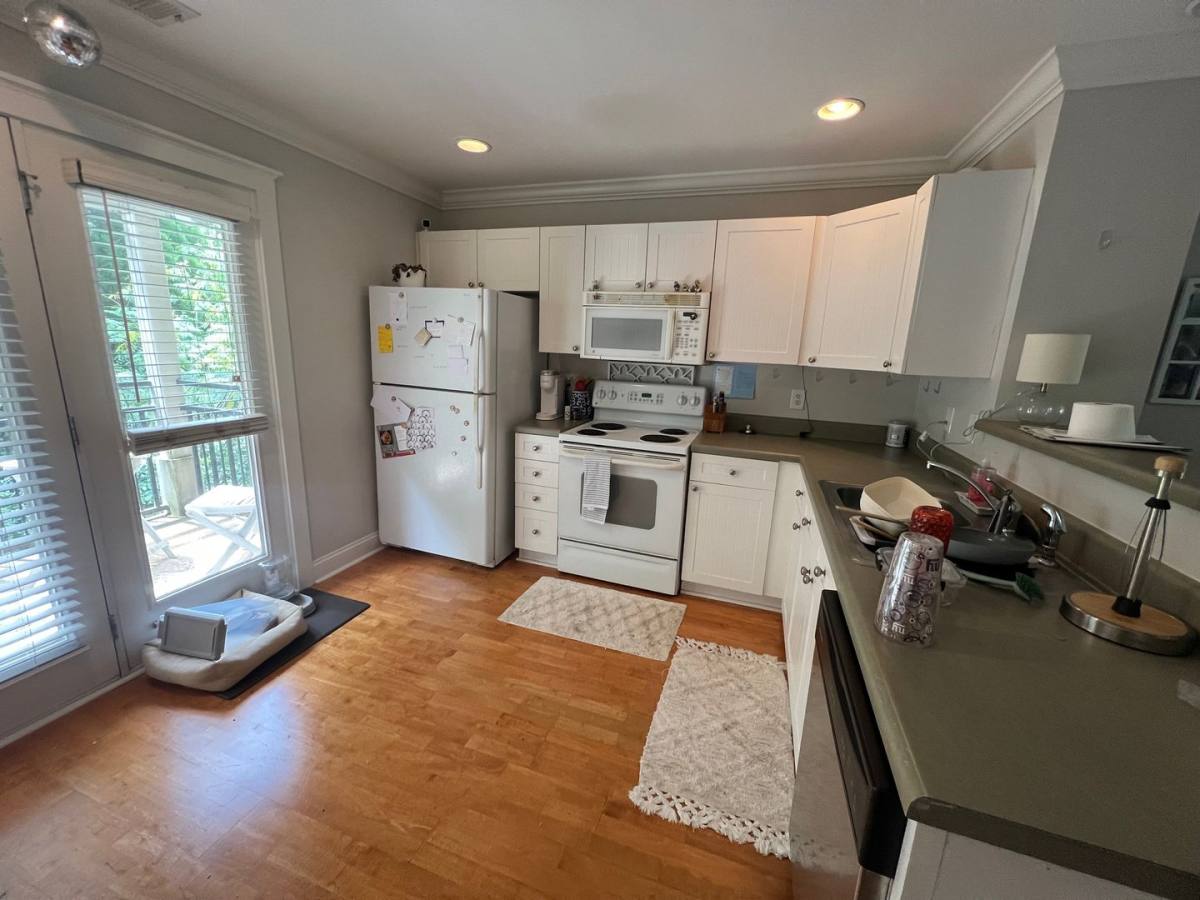 Condo for rent at 490 S Barnett Shoals, Athens, GA 30605