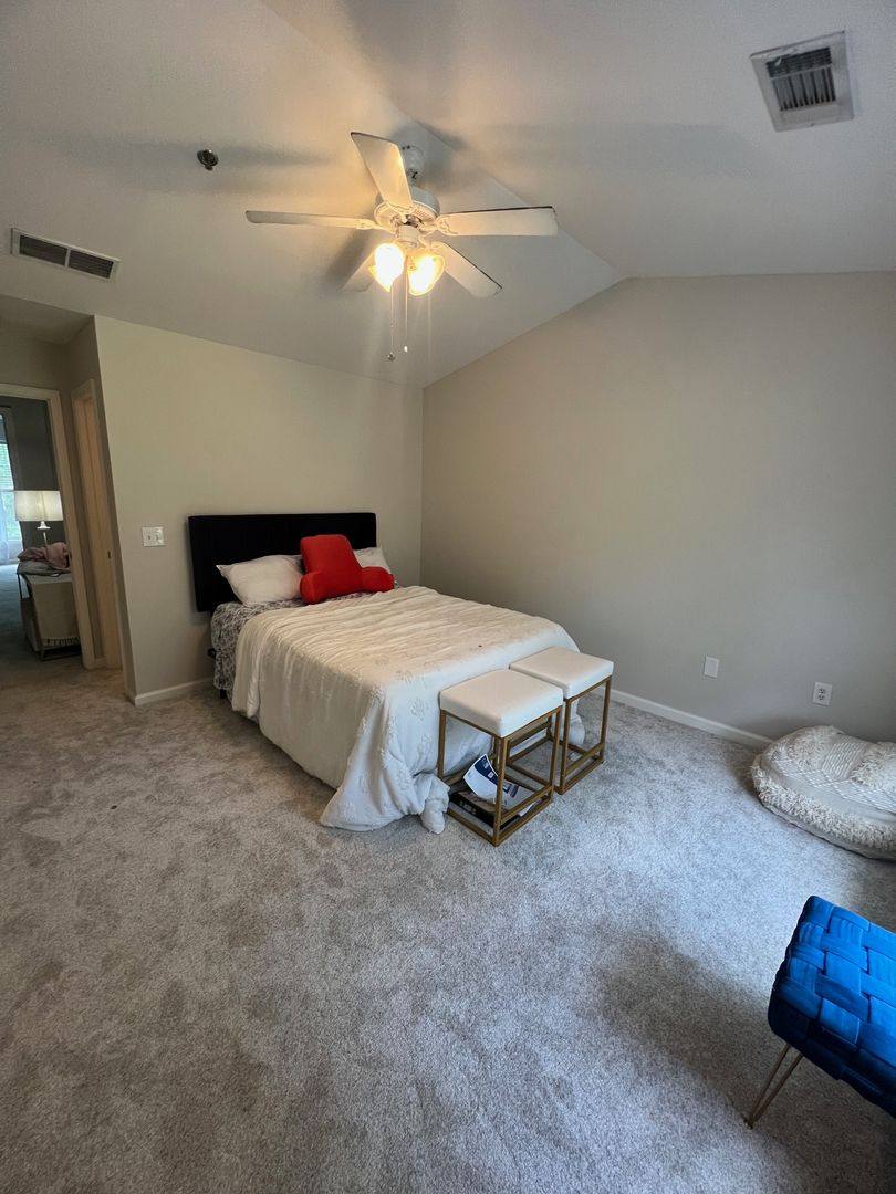 Condo for rent at 490 S Barnett Shoals, Athens, GA 30605