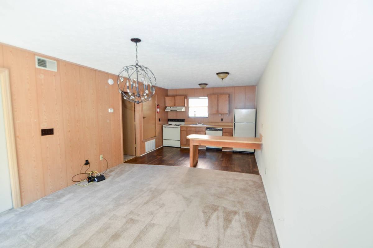 Apartment for rent at 420 E Magnolia Ave, Auburn, AL 36830
