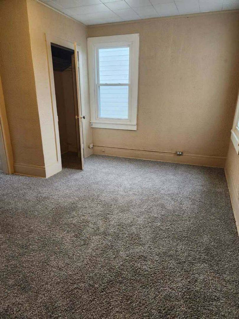 House for rent at 1489 Washington Ave, Altoona, PA 16601