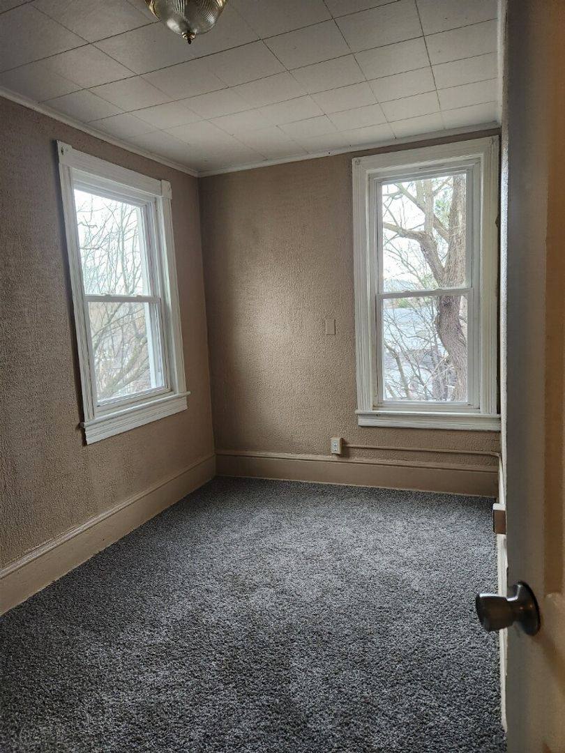 House for rent at 1489 Washington Ave, Altoona, PA 16601