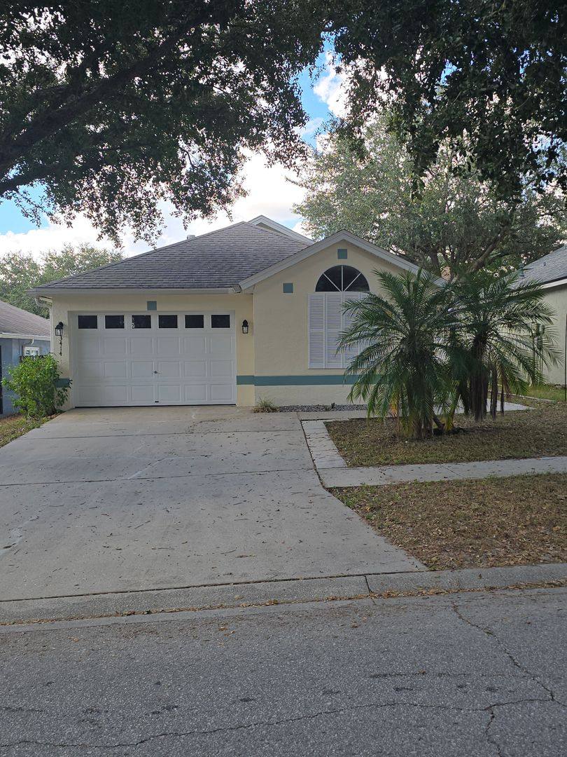 House for rent at 3414 Palm Beach Dr, Valrico, FL 33594