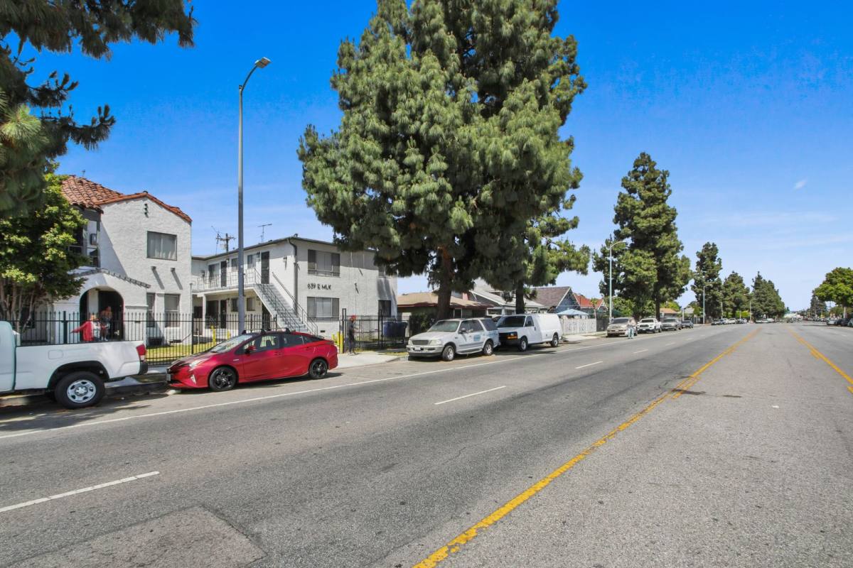 Apartment for rent at 639 E Martin Luther King Jr Blvd, Los Angeles, CA 90011
