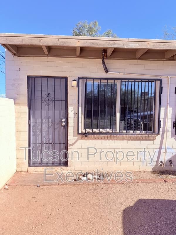 Apartment for rent at 232 W Flores St #7, Tucson, AZ 85705