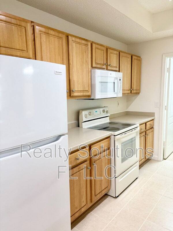 Apartment for rent at 12216 Wild Iris Way #106, Orlando, FL 32837