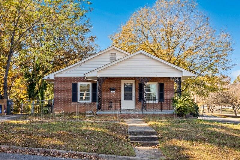 House for rent at 807 N Morris St, Gastonia, NC 28052