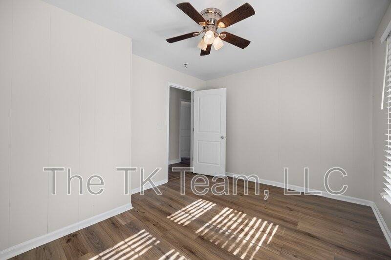 House for rent at 807 N Morris St, Gastonia, NC 28052