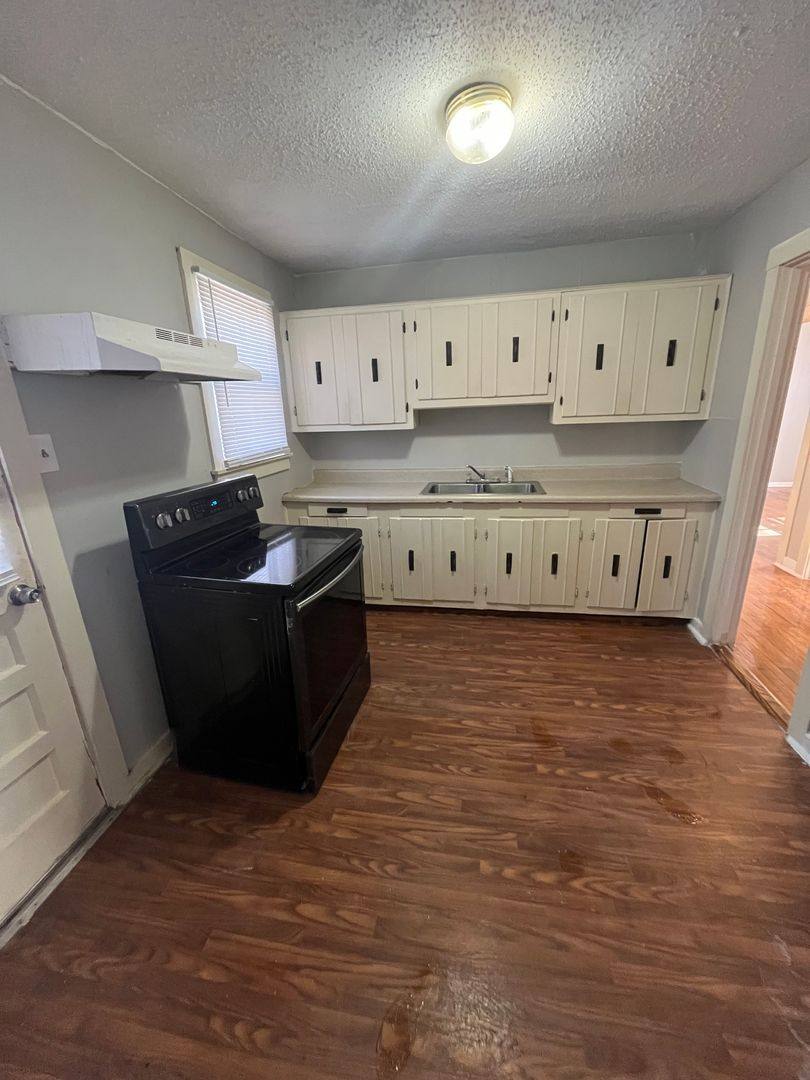 House for rent at 2206 Hillside Ave, Memphis, TN 38127