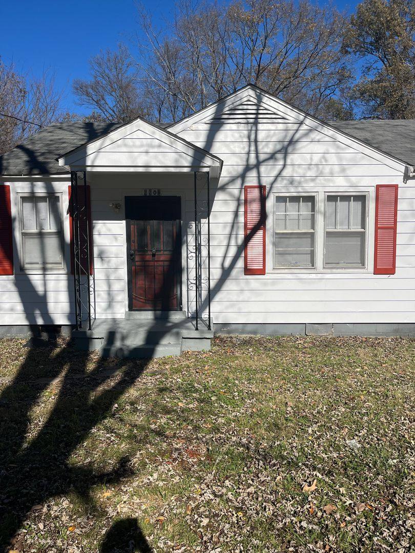 House for rent at 2206 Hillside Ave, Memphis, TN 38127