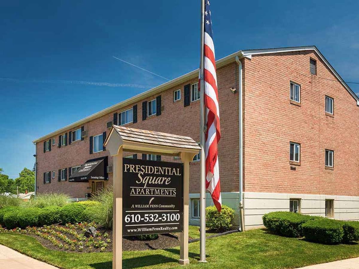 Apartment for rent at 640 S Ave, Clifton Heights, PA 19018