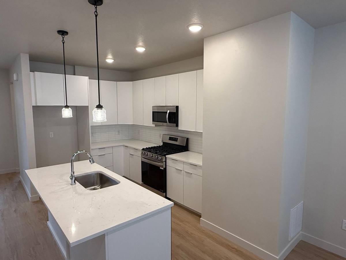 Townhouse for rent at 1166 Clifton, North Salt Lake, UT 84054