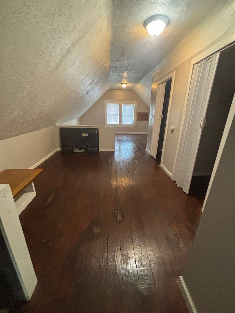 Apartment for rent at 3470 E 125 St, Cleveland, OH 44120