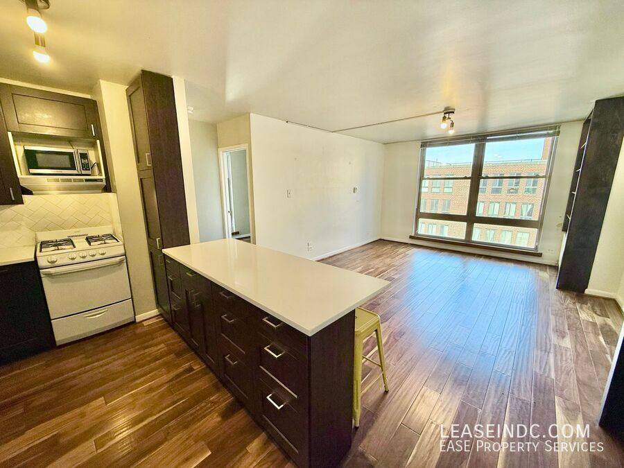 Apartment for rent at 1260 21st St NW #907, Washington, DC 20036