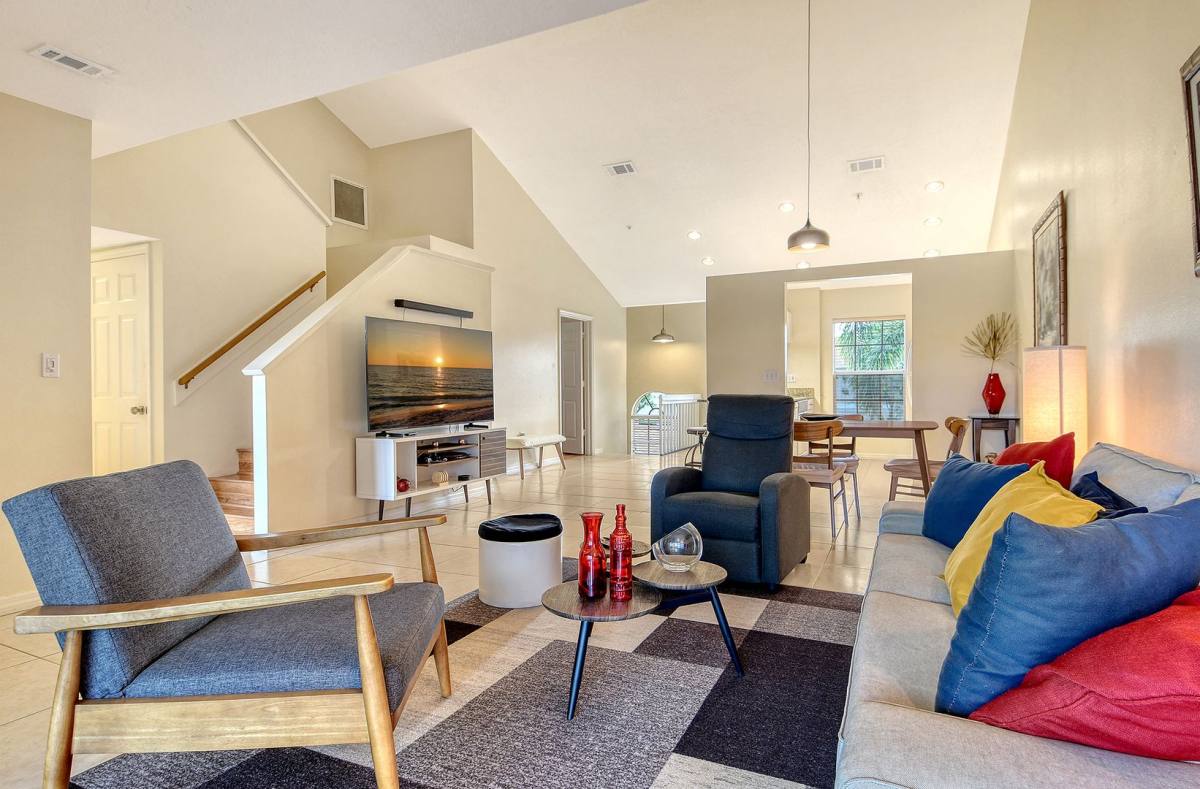Condo for rent at 8370 Wingate Dr, Sarasota, FL 34238