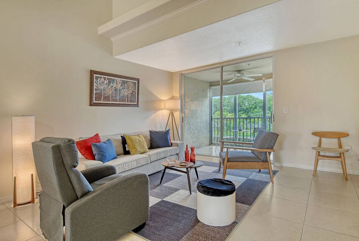 Condo for rent at 8370 Wingate Dr, Sarasota, FL 34238