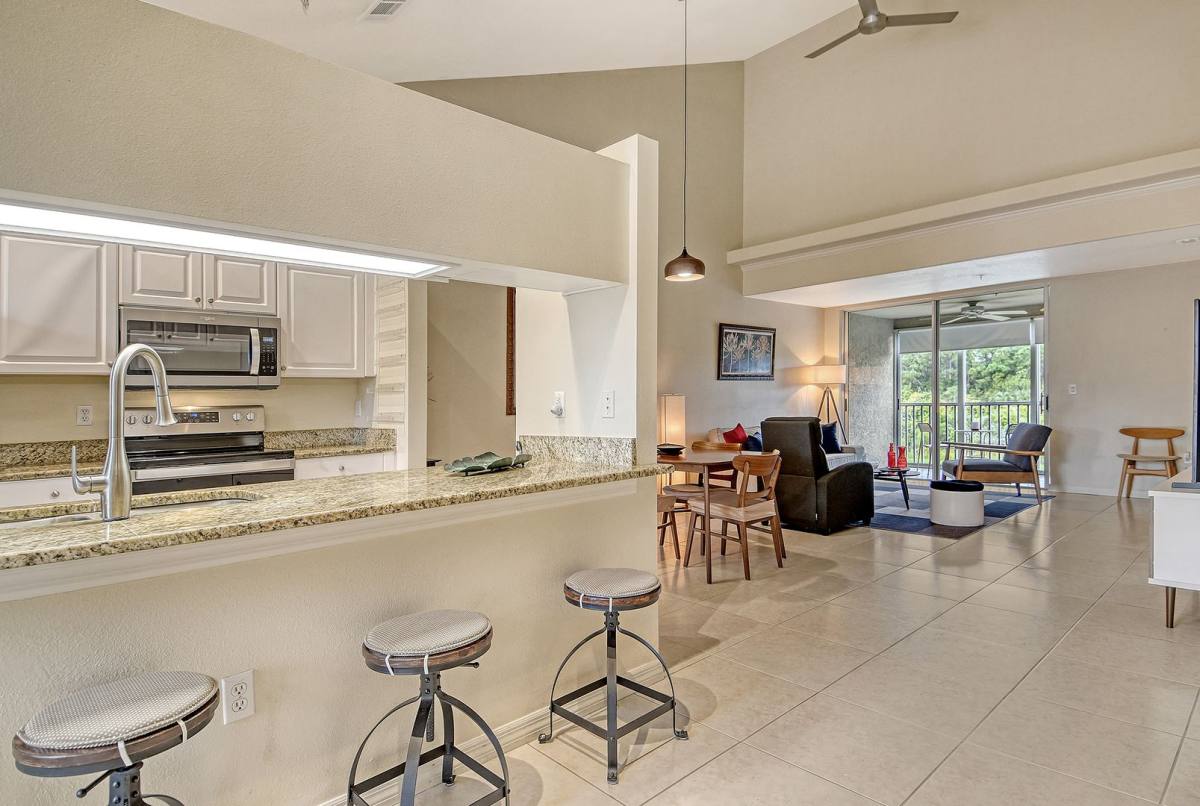 Condo for rent at 8370 Wingate Dr, Sarasota, FL 34238