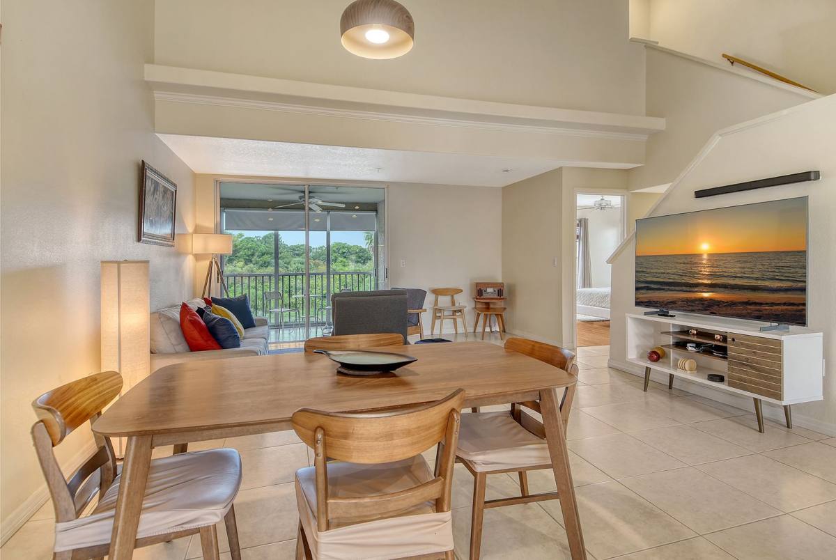 Condo for rent at 8370 Wingate Dr, Sarasota, FL 34238