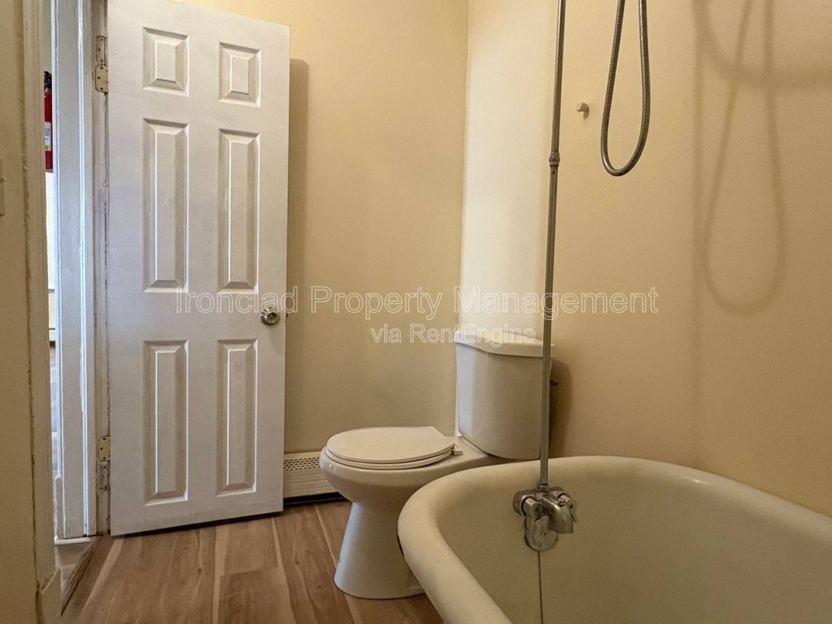 36 Walnut St #2, Middletown, CT 06457 - Apartment For Rent - Image 9