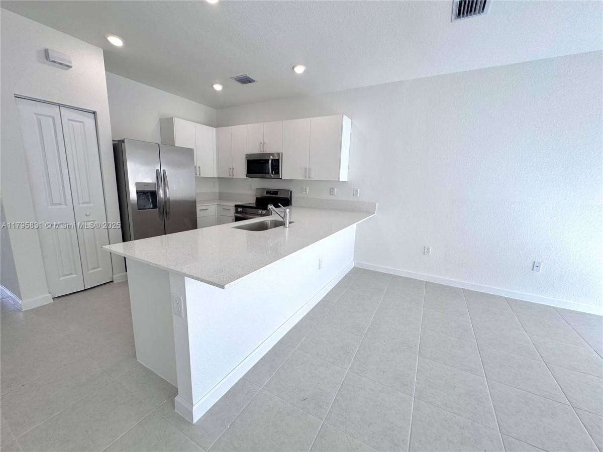 Townhouse for rent at 17854 SW 358th St, Homestead, FL 33034