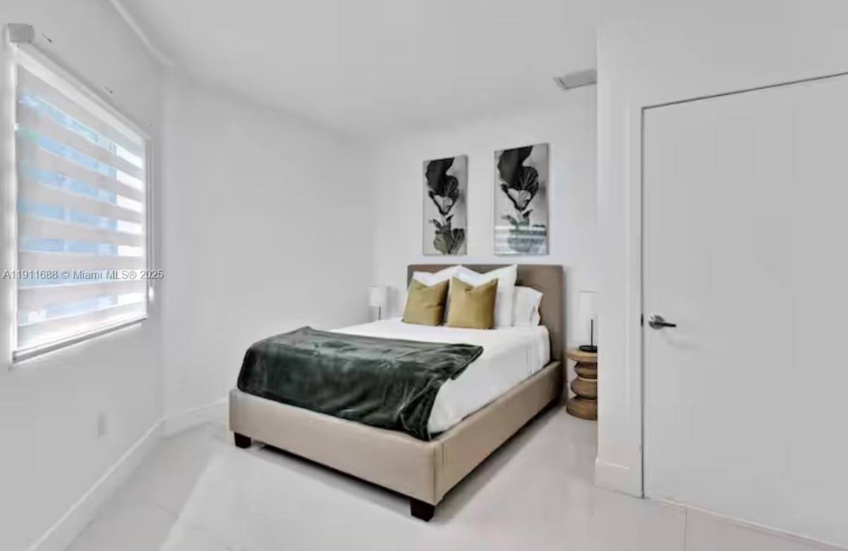 House for rent at 9958 SW 216th St, Miami, FL 33190