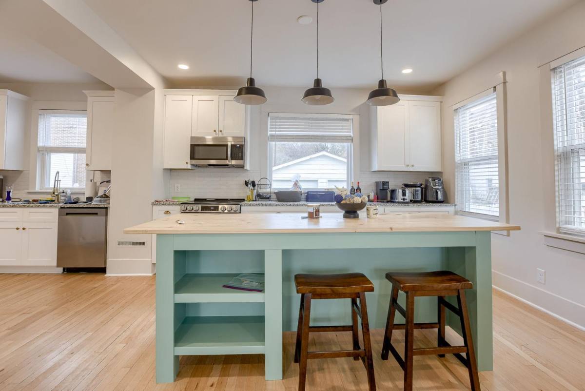 House for rent at 3820 Chicago St, Omaha, NE 68131
